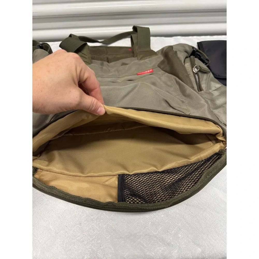 Skip Hop Duo Signature Diaper Bag Olive Green Tote with Changing Pad